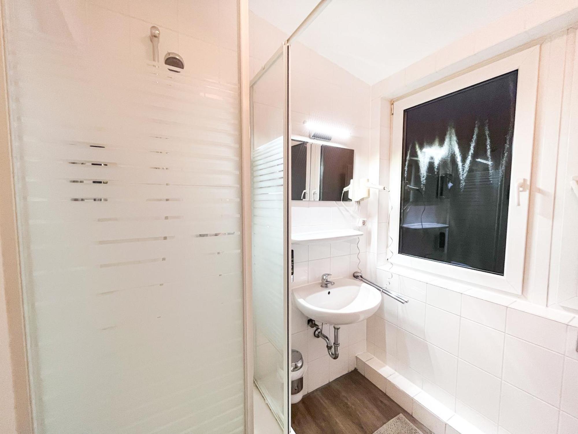 City Hotel West Frankfurt am Main Bagian luar foto